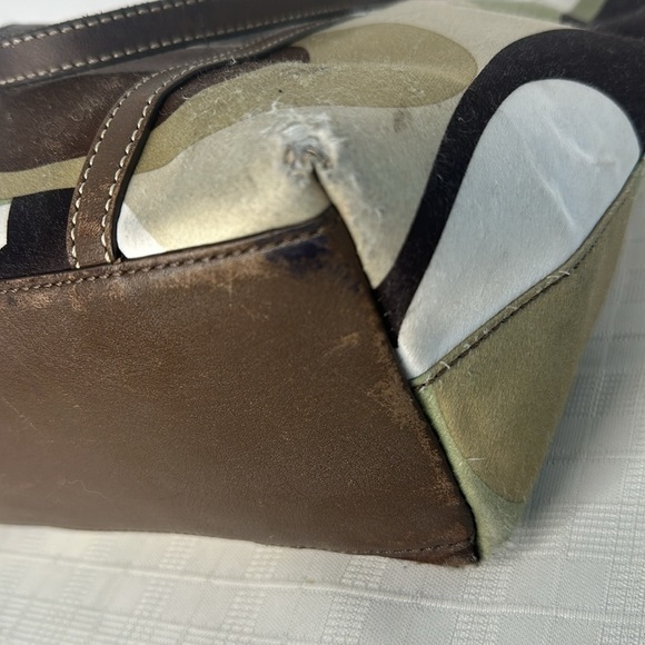 COACH CO768-11116 Green Scarf Print Purse - Picture 7 of 11